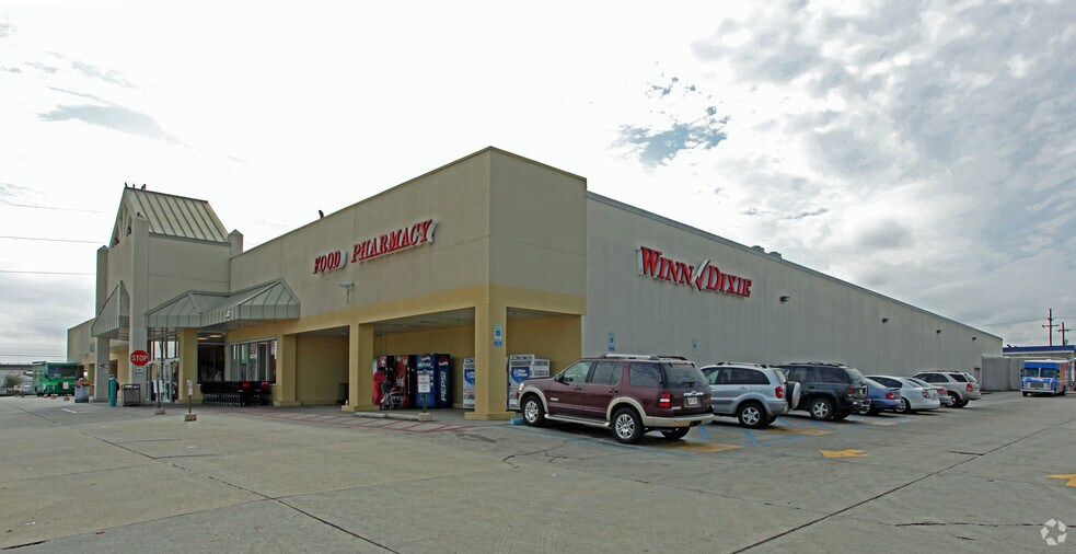 4600 Chef Menteur Hwy, New Orleans, LA, 70126 Freestanding Property For Sale