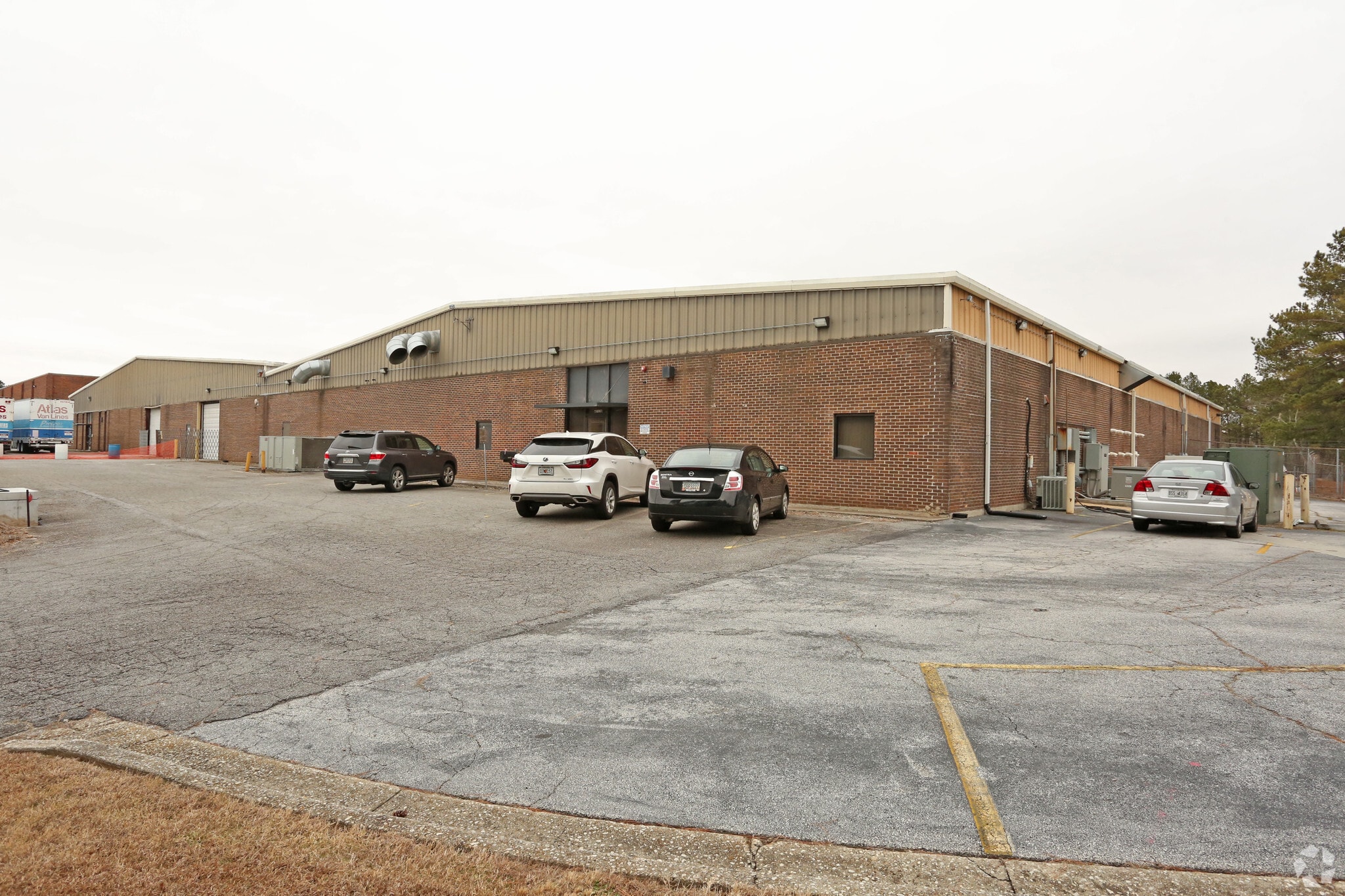 4732 Stone Dr, Tucker, GA for lease Building Photo- Image 1 of 8