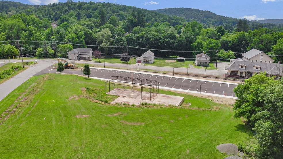 34 Fellows Avenue, Wellsboro, PA for sale - Building Photo - Image 3 of 38