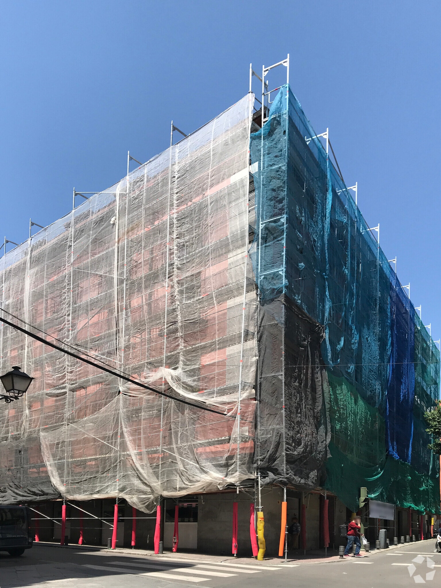 Locales con gran rentabilidad portfolio of 2 properties for sale on LoopNet.com Primary Photo- Image 1 of 3