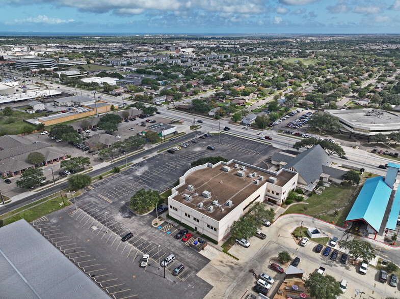 5633 S Staples St, Corpus Christi, TX for sale - Building Photo - Image 3 of 12