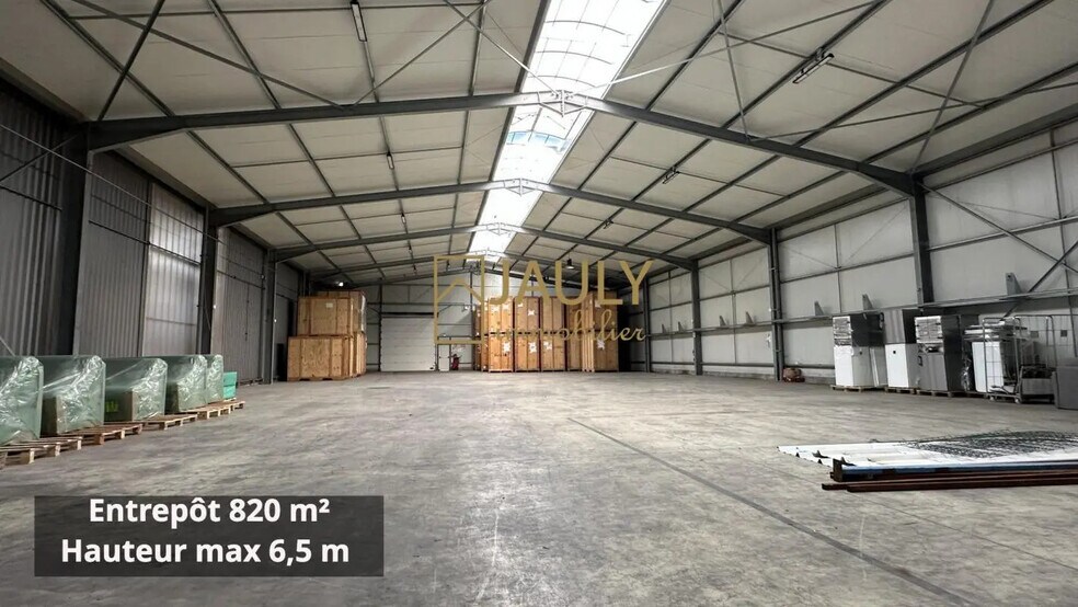 Industrial in Mareuil-lès-Meaux for lease - Building Photo - Image 1 of 10