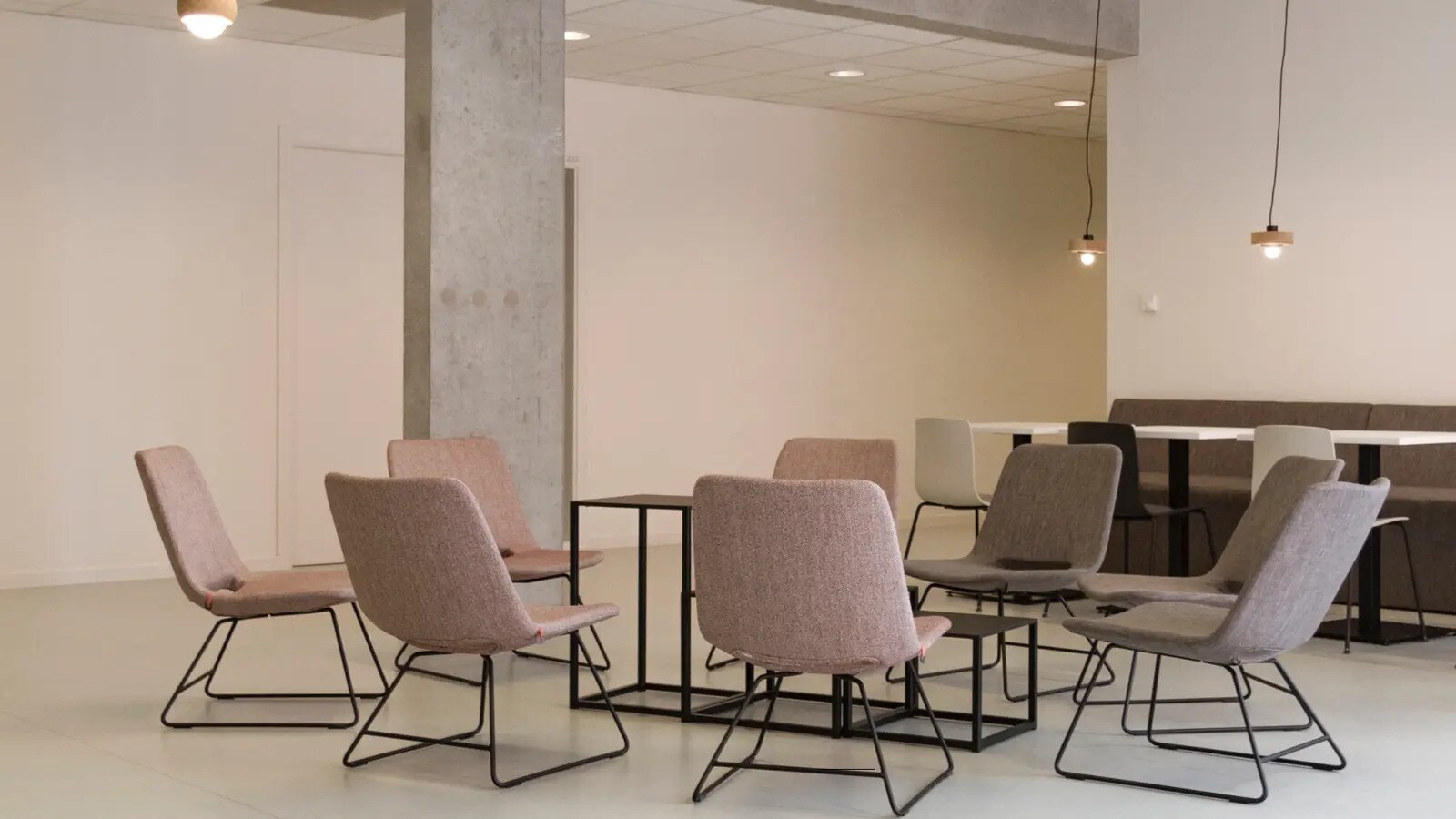 Office in Paris for sale Interior Photo- Image 1 of 2