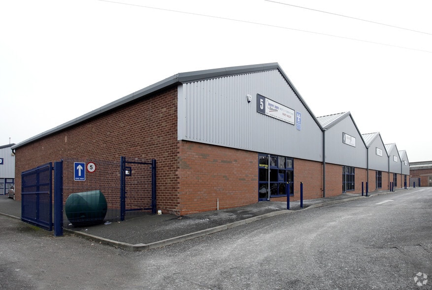 Station Rd, Birmingham for lease - Primary Photo - Image 1 of 2