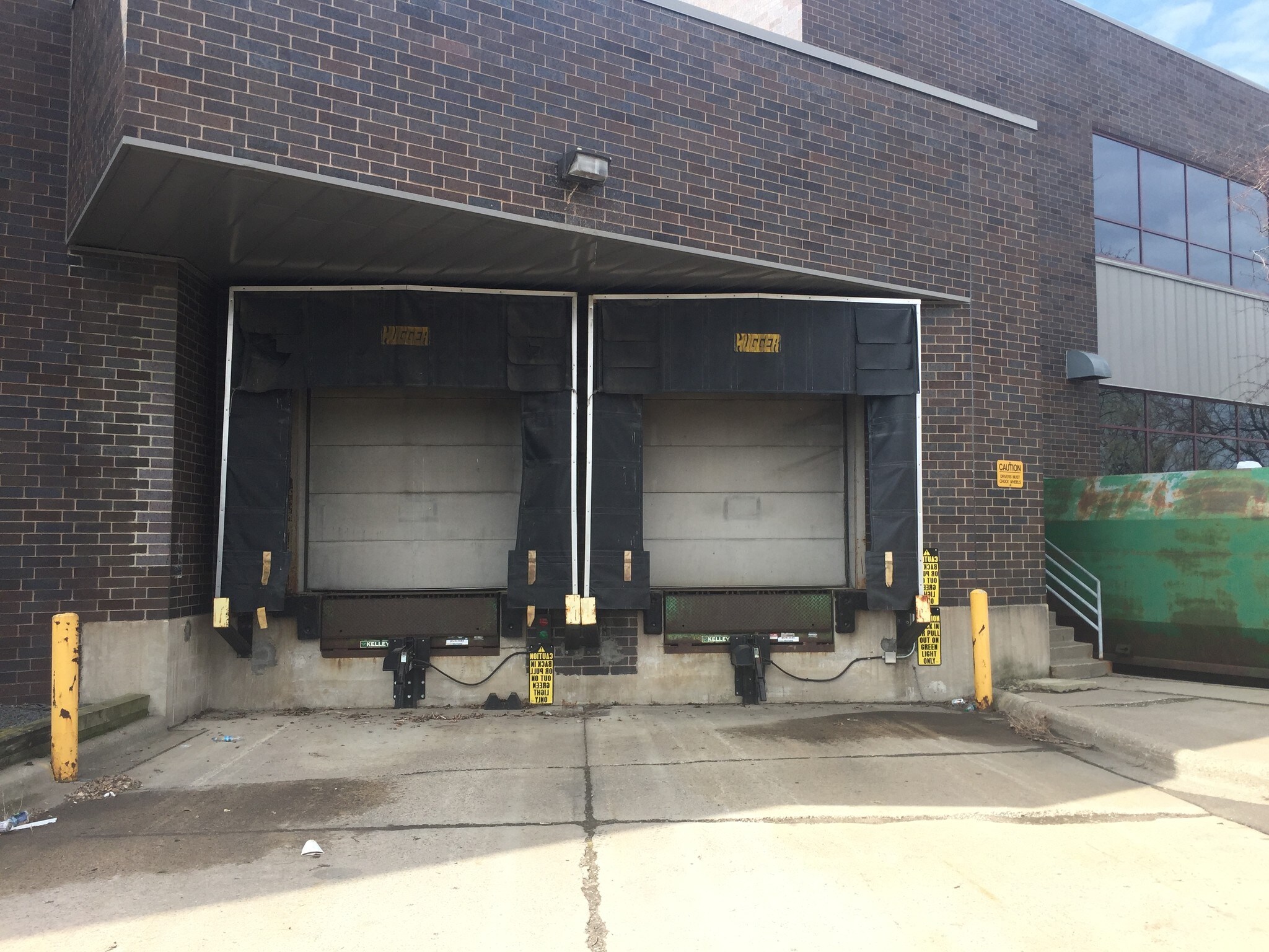 1275 Red Fox Rd, Arden Hills, MN for sale Building Photo- Image 1 of 1