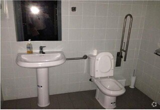 Retail in Ciempozuelos, Madrid for lease Interior Photo- Image 2 of 3