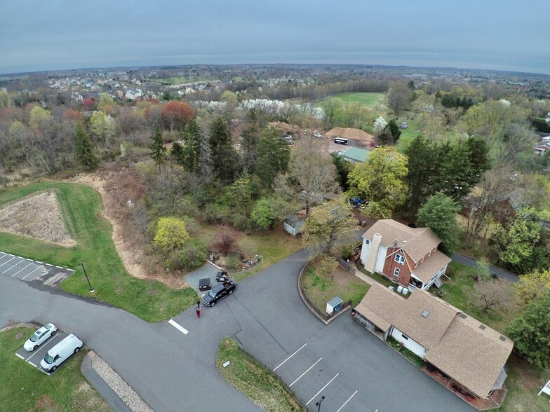 442 N Lewis Rd, Limerick, PA for sale - Building Photo - Image 1 of 1