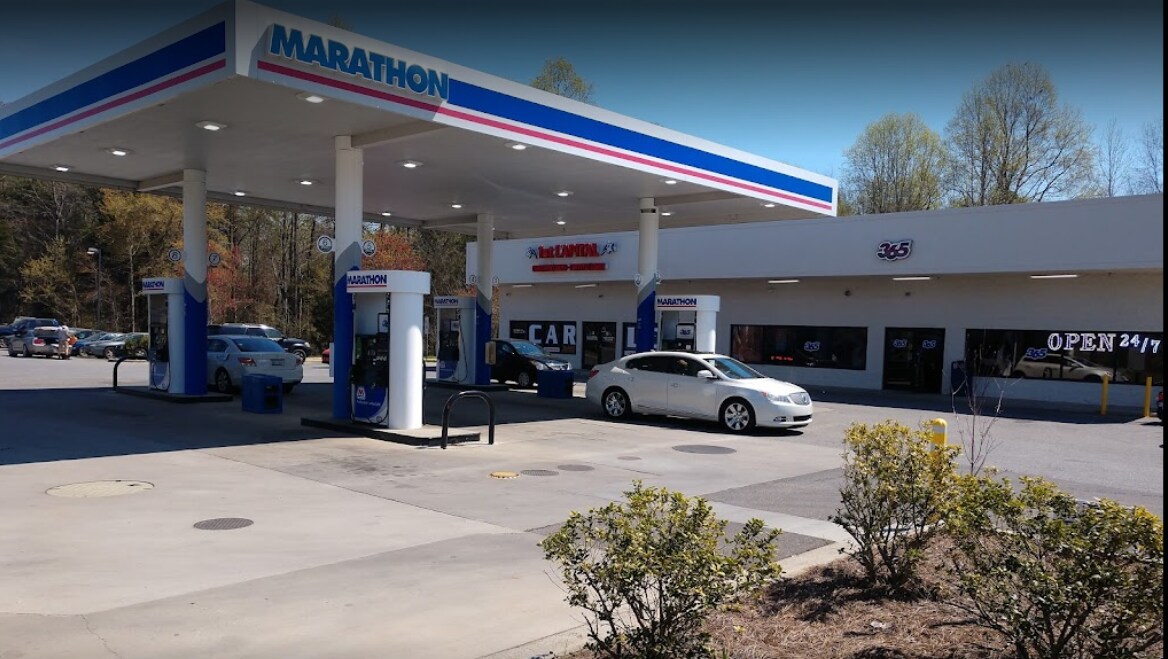 208 Gateway Farm Rd, Clover, SC for sale Primary Photo- Image 1 of 1