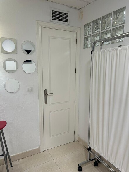 Avenida de Almogávares, 47, Córdoba, Córdoba for lease - Building Photo - Image 2 of 5