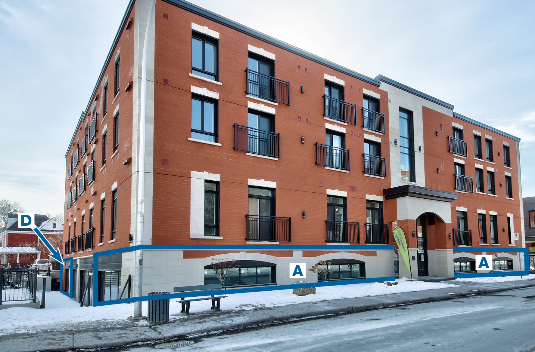 450-460 Rue Saint-Charles O, Longueuil, QC for lease Building Photo- Image 1 of 7