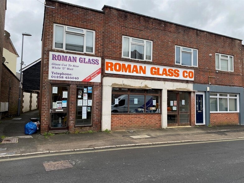 8-10 White Cliff Mill St, Blandford Forum for sale - Primary Photo - Image 1 of 7