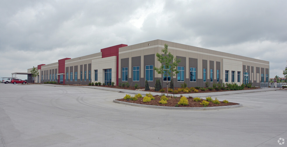 3675 Precision Dr, Loveland, CO for lease - Building Photo - Image 1 of 4