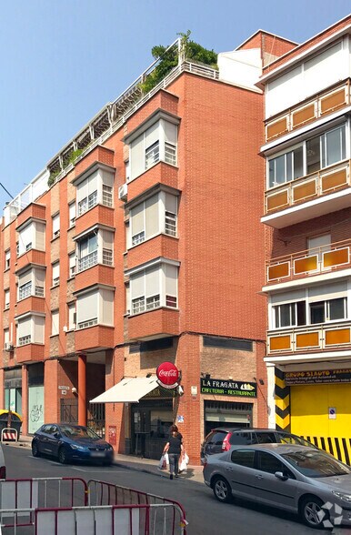 Multifamily in Madrid, Madrid for sale - Building Photo - Image 2 of 2