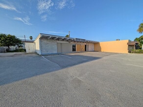 215 5th Ave, Indialantic, FL for lease Building Photo- Image 2 of 8