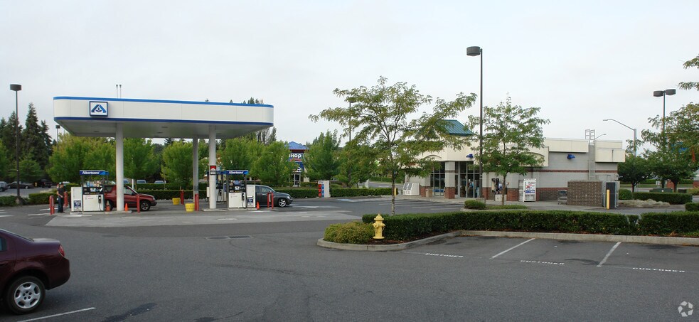 888 NE 25th Ave, Hillsboro, OR for sale - Building Photo - Image 2 of 6