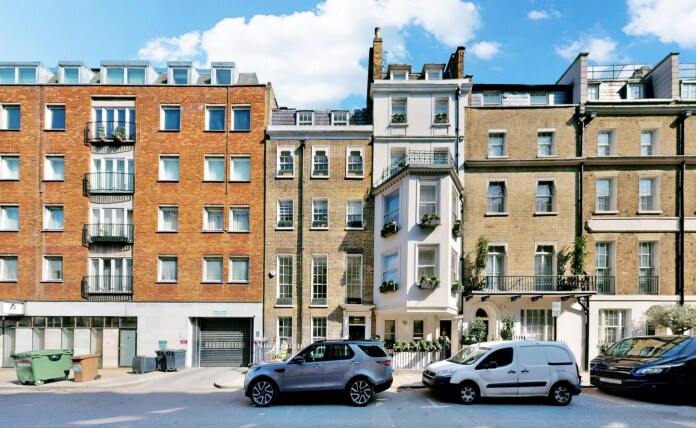 15 Half Moon St, London for lease - Building Photo - Image 1 of 4