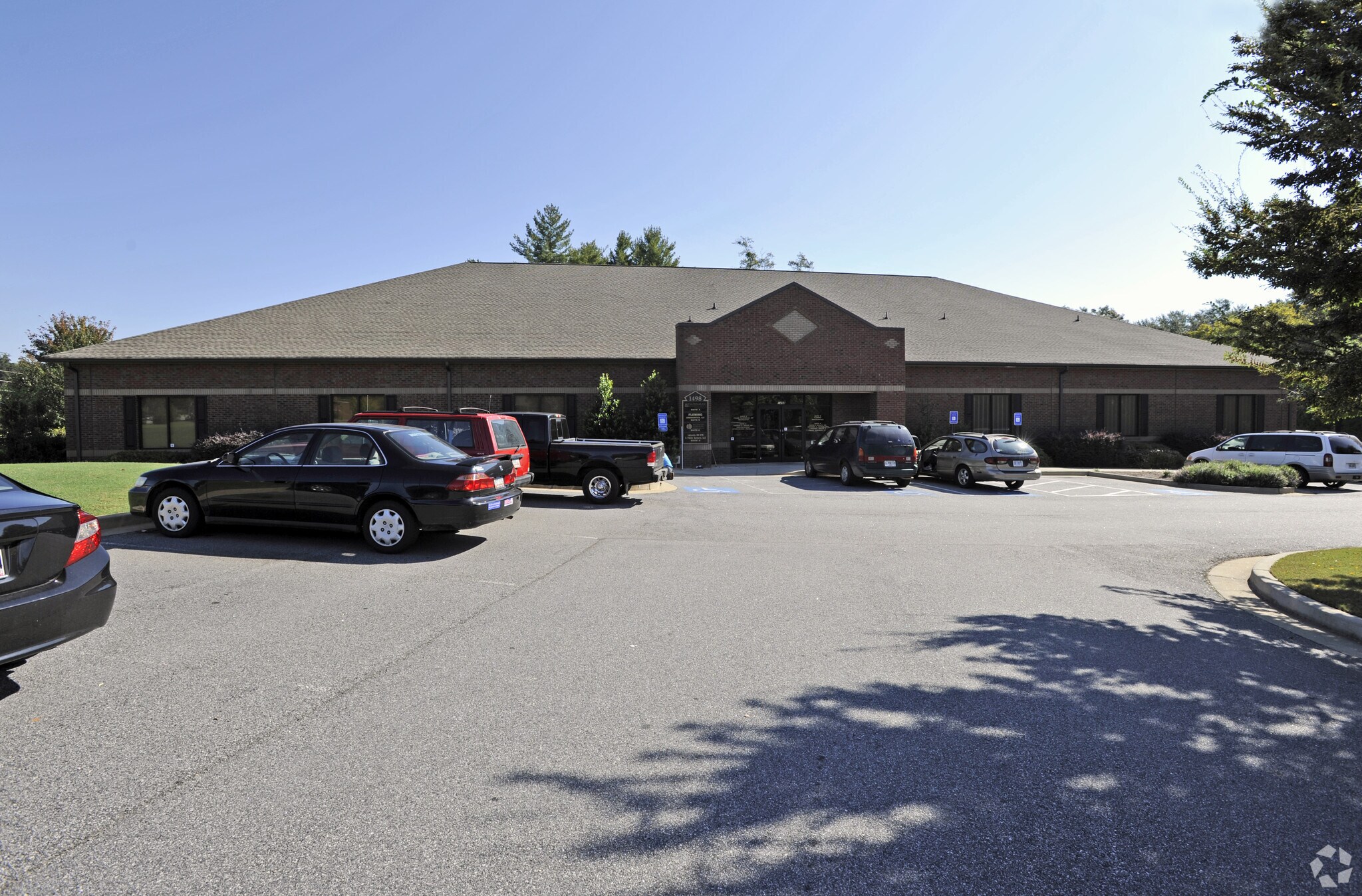 1498 Jesse Jewell Pky SE, Gainesville, GA for lease Building Photo- Image 1 of 21