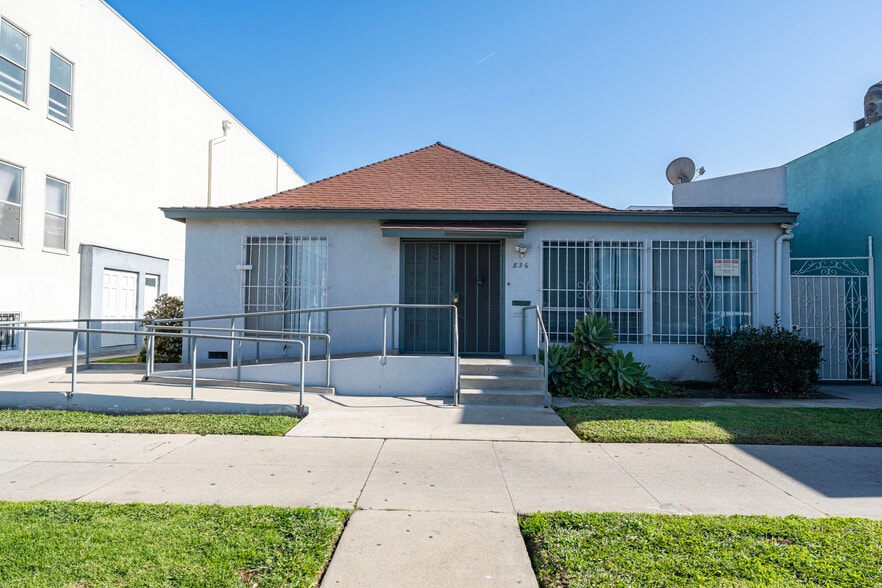 836 Atlantic Ave, Long Beach, CA for sale - Building Photo - Image 2 of 6