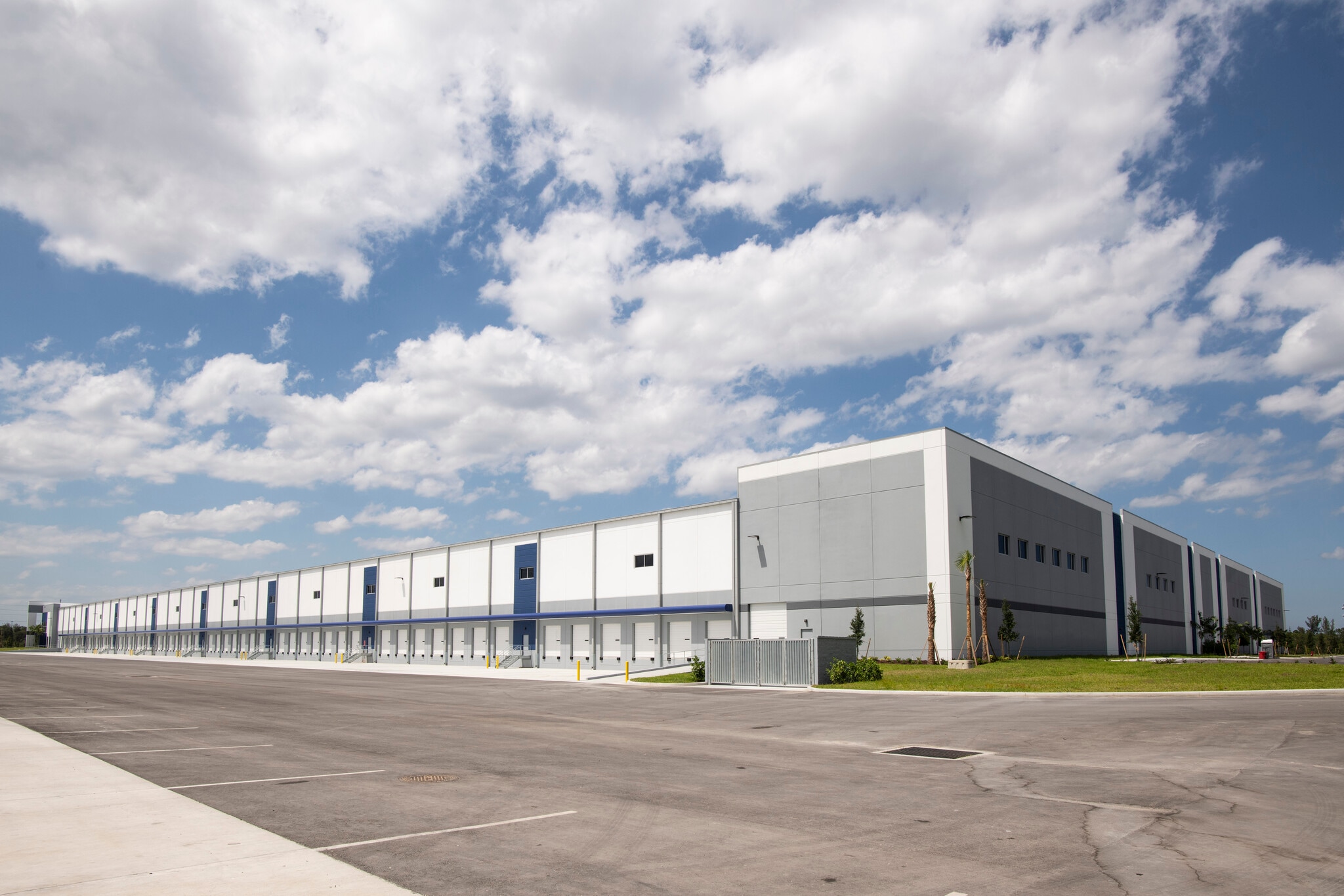 15500 Venture Way, Jupiter, FL 33478 Beeline Logistics Center