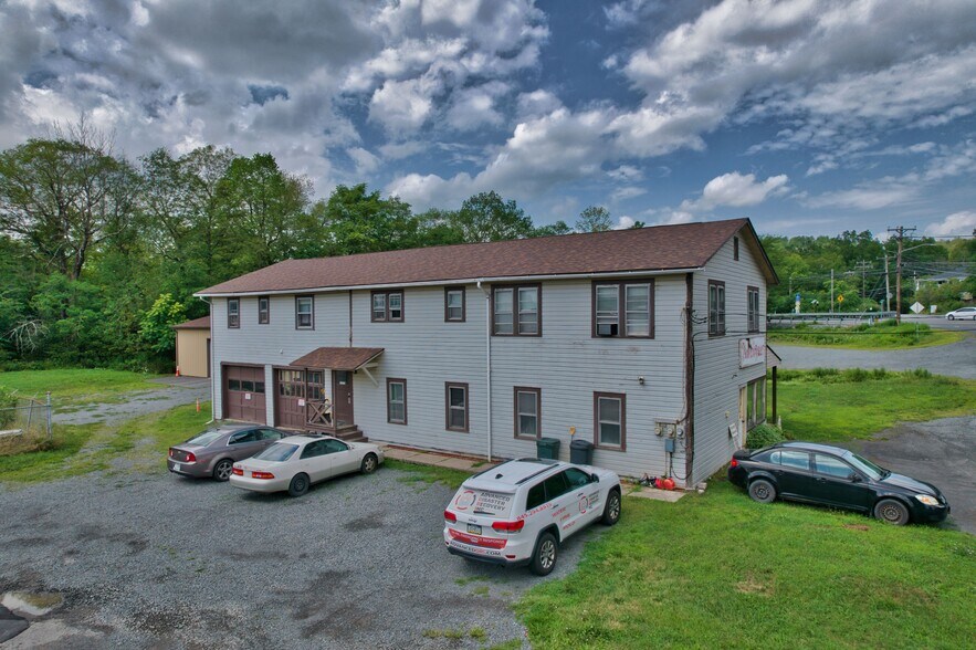 105 Bennett Ave, Milford, PA for sale - Building Photo - Image 3 of 15