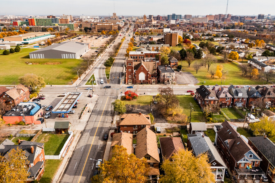 4843-4867 Trumbull St, Detroit, MI for sale - Building Photo - Image 3 of 5