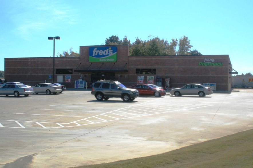 1898 Spillway Rd, Brandon, MS for sale - Building Photo - Image 1 of 1