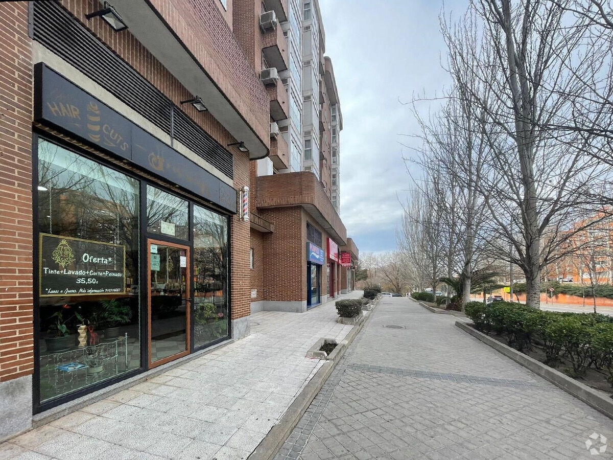 Avenida de la Albufera, 222, Madrid, MAD 28038 - Unit Puerta 02, Esc. 1 -  - Interior Photo - Image 1 of 8