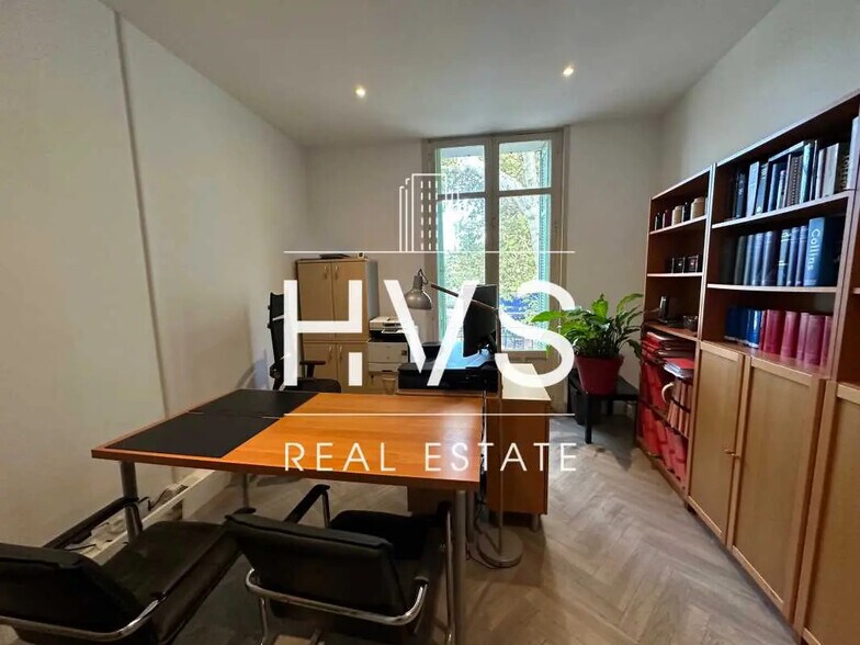 Office in Aix-en-Provence for lease - Interior Photo - Image 3 of 8