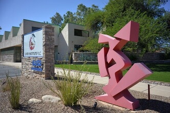 6252 E Grant Rd, Tucson, AZ for lease Building Photo- Image 2 of 13