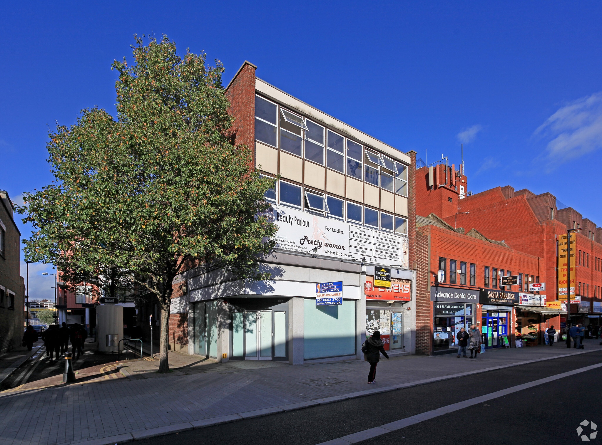 102-102A High St, Hounslow for sale Primary Photo- Image 1 of 1