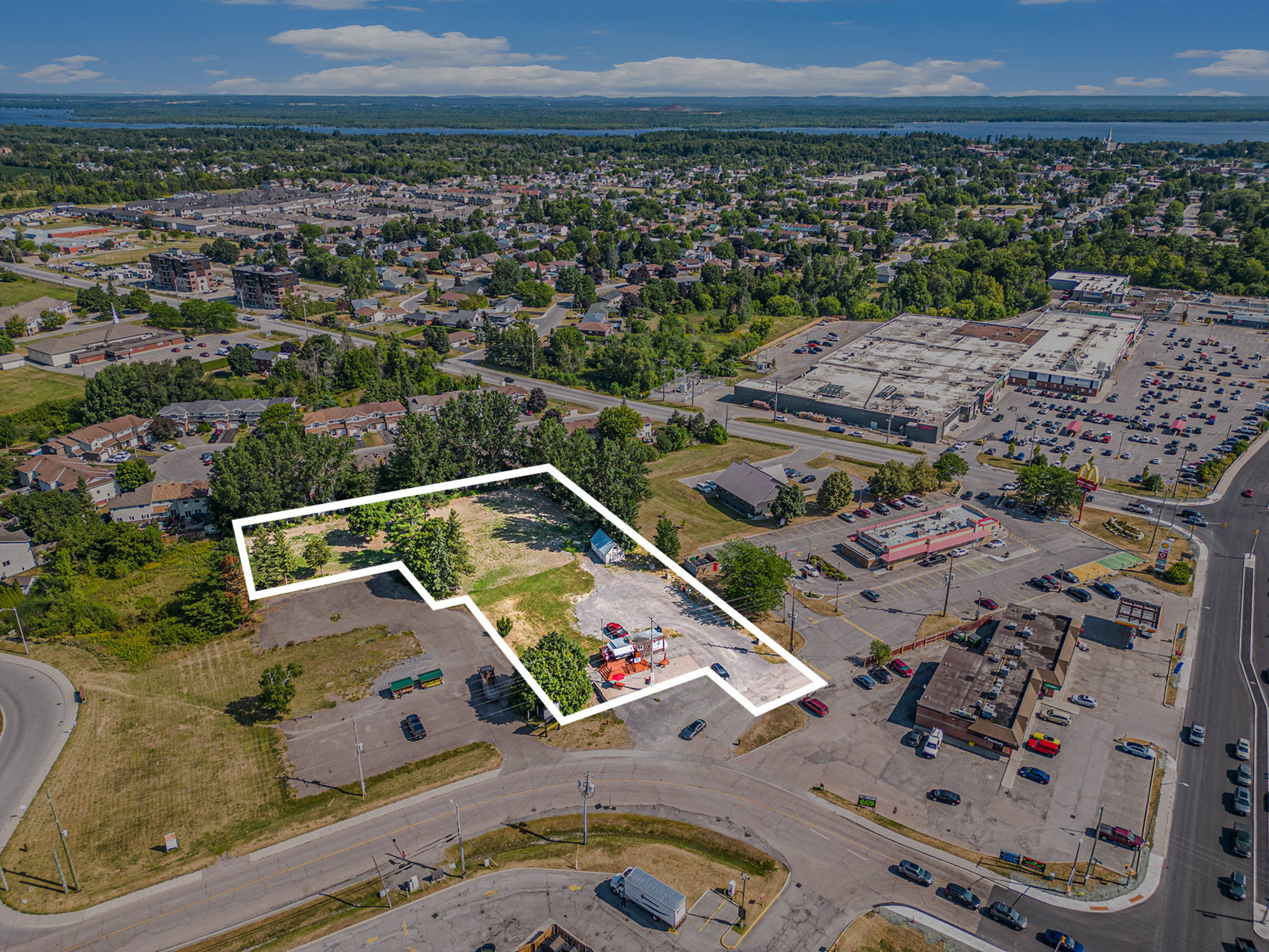 31 Staye Court Dr, Arnprior, ON for sale Primary Photo- Image 1 of 13