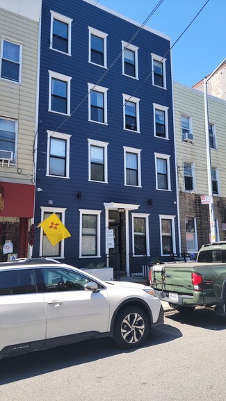 More details for 176 N 8th St, Brooklyn, NY - Multifamily for Sale