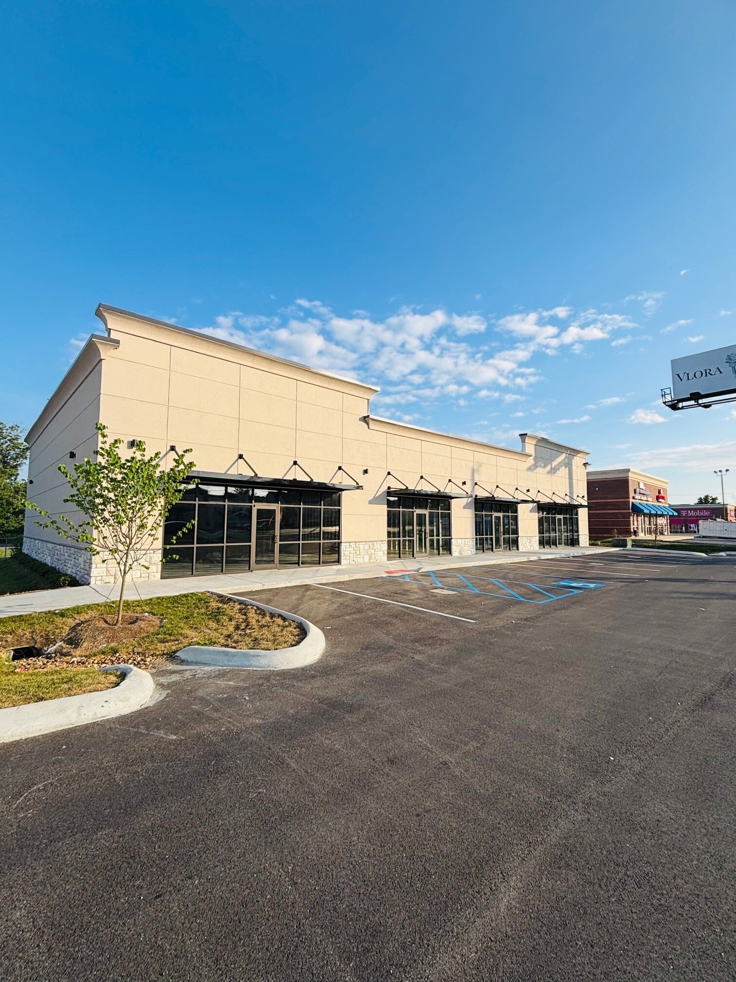 1909 Gunbarrel Rd, Chattanooga, TN for lease Building Photo- Image 1 of 8