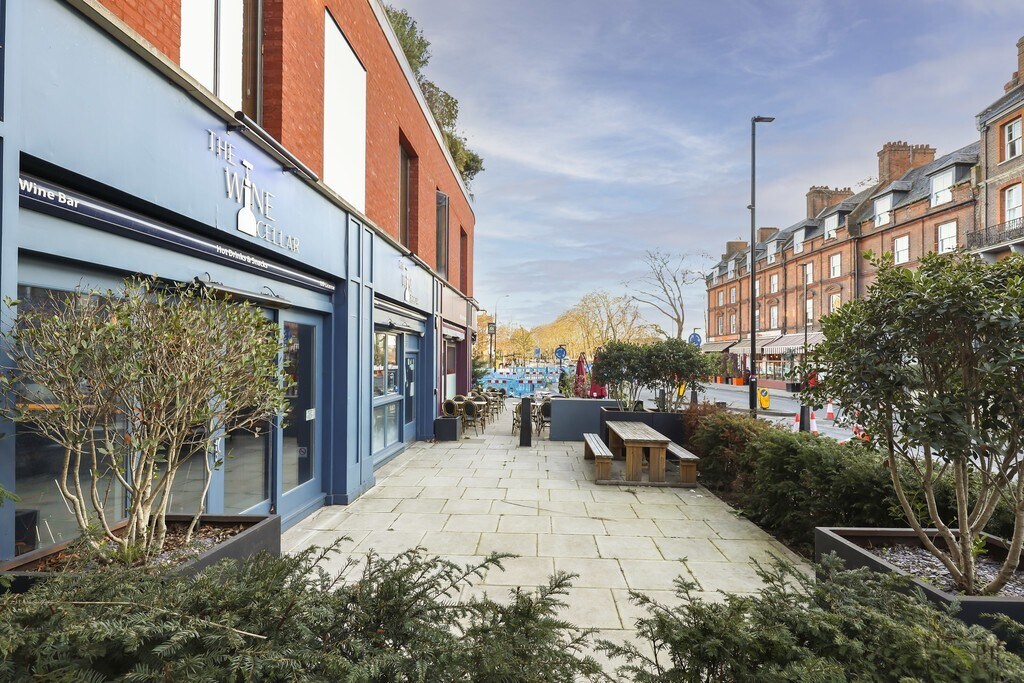 Units 1 - 5 Swains Ln, London for sale Primary Photo- Image 1 of 1