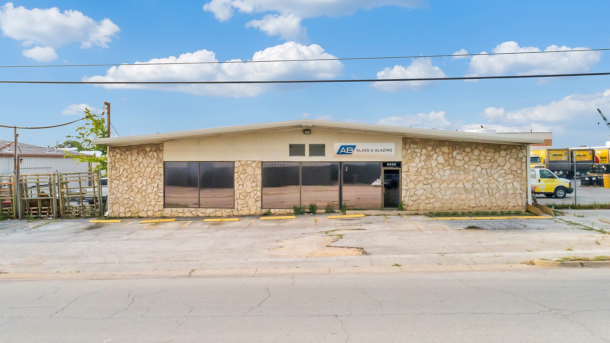 6525 Midway Rd, Haltom City, TX for lease Building Photo- Image 1 of 7