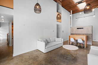 1811-1855 Centinela Ave, Santa Monica, CA for lease Interior Photo- Image 2 of 7