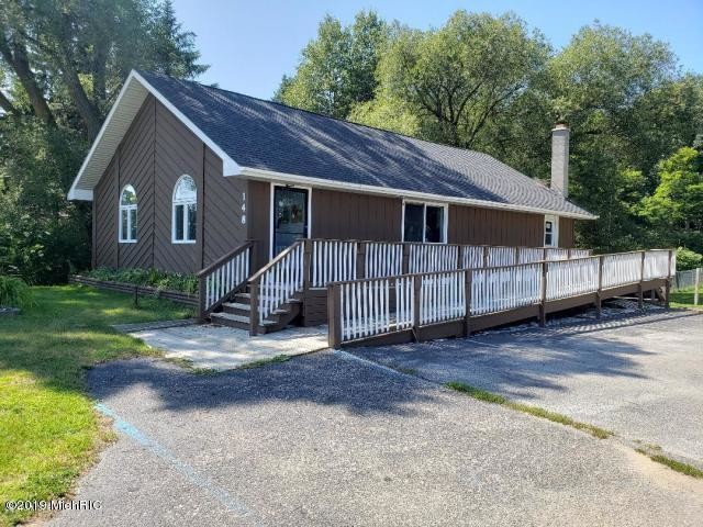 148 W Parkdale Ave, Manistee, MI 49660 | LoopNet