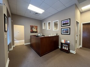 1514 S Church St, Charlotte, NC for lease Lobby- Image 2 of 8