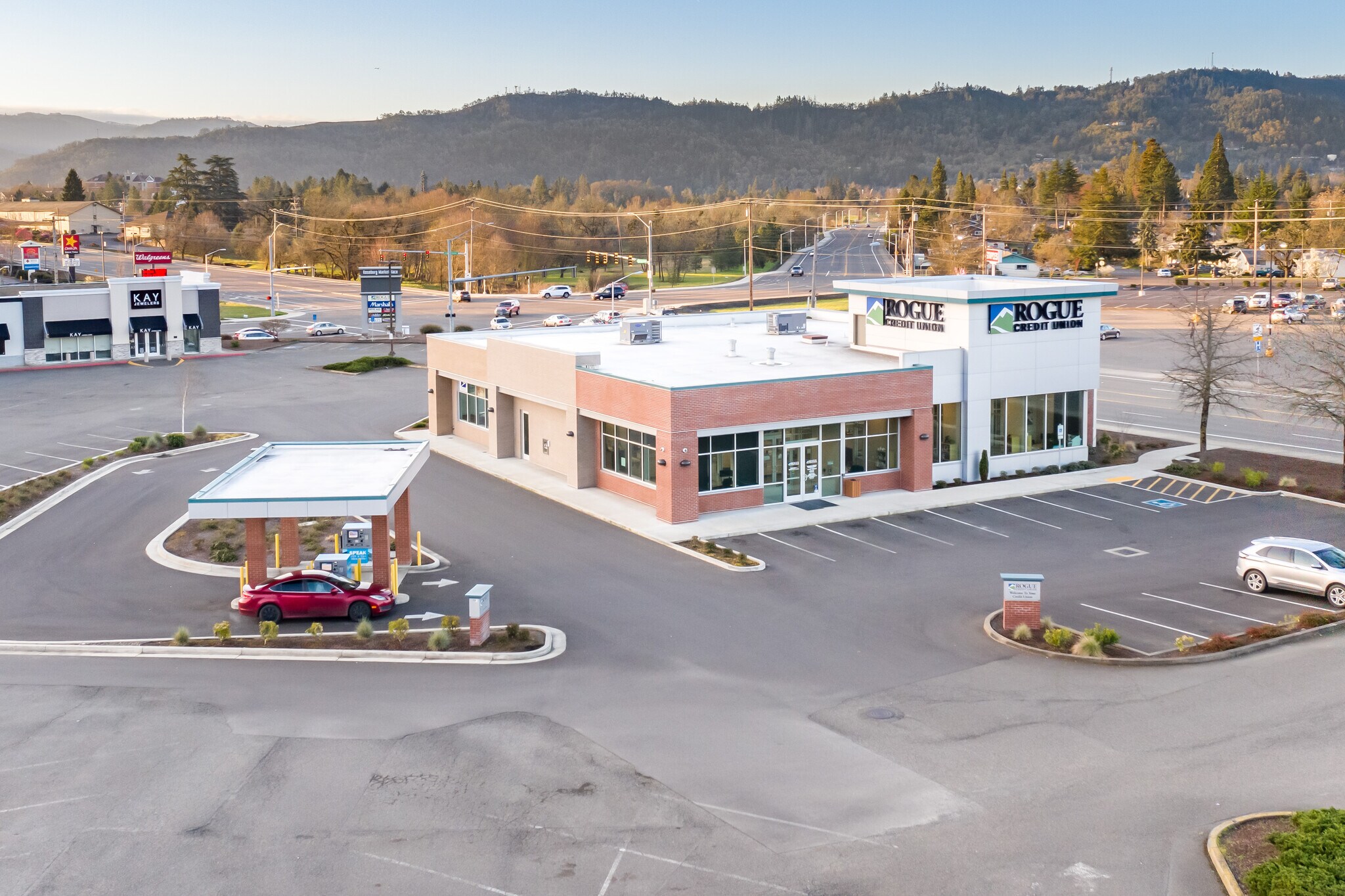 1444 NW Garden Valley Blvd, Roseburg, OR 97471 Roseburg Valley Mall