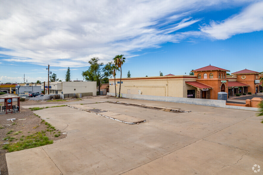 1961 E University Dr, Mesa, AZ for lease - Building Photo - Image 3 of 7