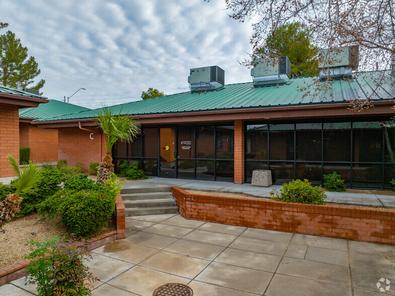 15648 N 35th Ave, Phoenix, AZ for sale - Building Photo - Image 2 of 3