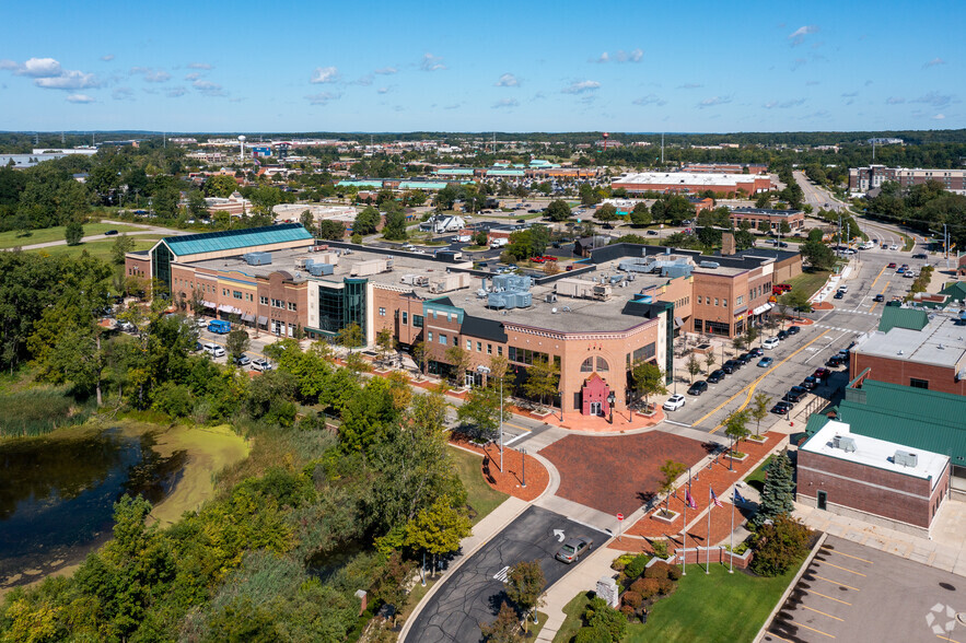 43155 Main St, Novi, MI for lease - Aerial - Image 2 of 6