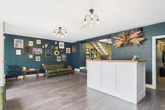 29 Blue St, Carmarthen for lease Interior Photo- Image 2 of 12