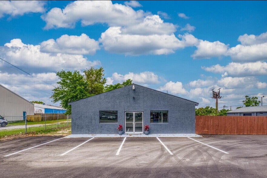 313 S Old Corry Field Rd, Pensacola, FL for lease - Building Photo - Image 2 of 12