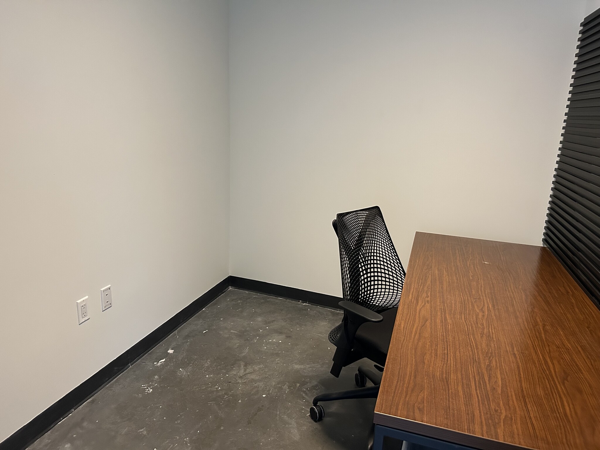 1110 Pine Ridge Rd, Naples, FL for lease Interior Photo- Image 1 of 1