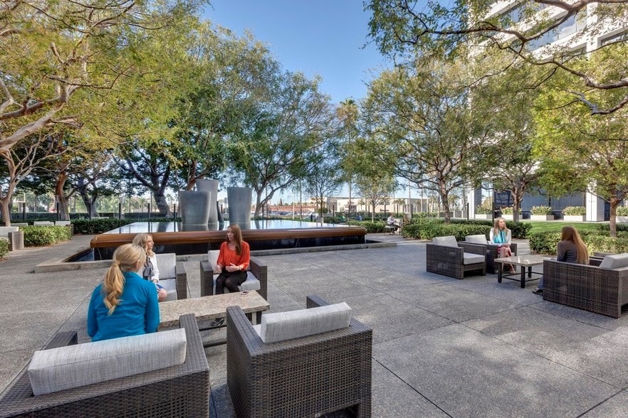 620 Newport Center Dr, Newport Beach, CA for lease - Other - Image 2 of 13