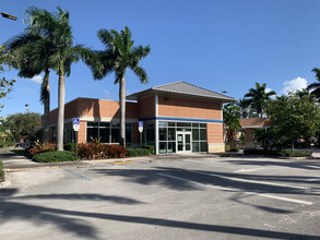 6805-7031 Taft St, Hollywood, FL for lease Building Photo- Image 1 of 10