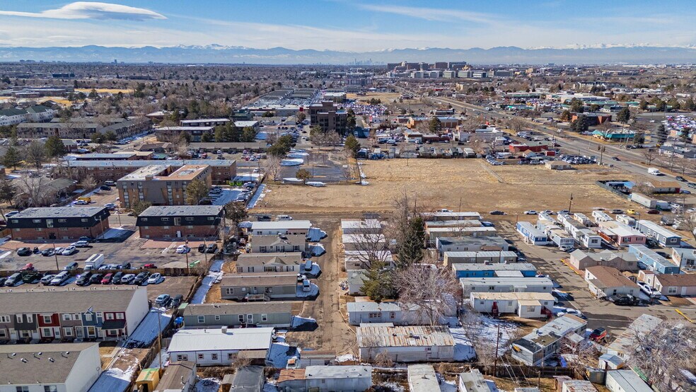 1434 Idalia Ct, Aurora, CO for sale - Primary Photo - Image 1 of 1