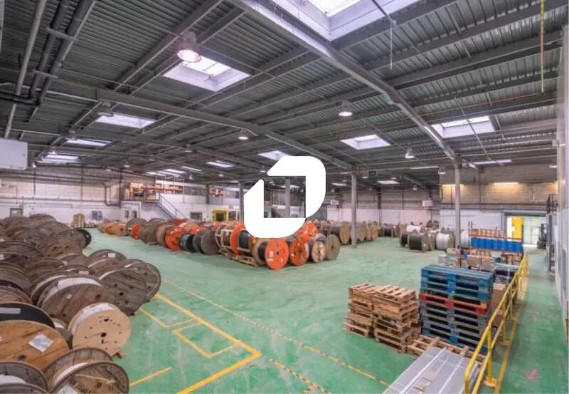 3 Rue De La Croix Martre, Palaiseau for lease - Interior Photo - Image 2 of 4