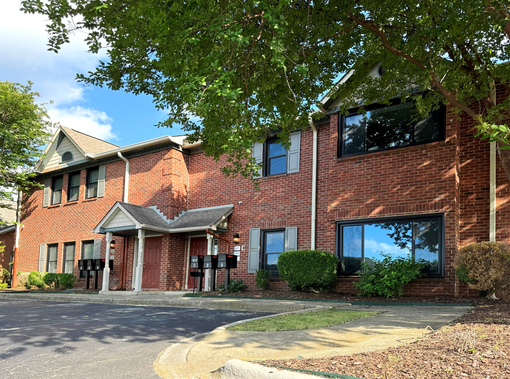 917 Merchants Walk, Huntsville, AL for sale Primary Photo- Image 1 of 1